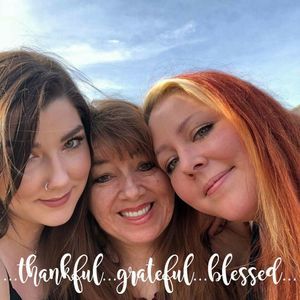 Meet your Posher, Desiree